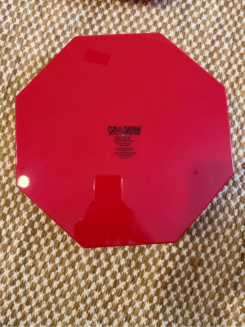 La Mer Red makeup organizer